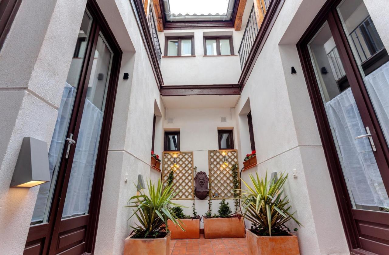 Patio En Madrid Exterior photo